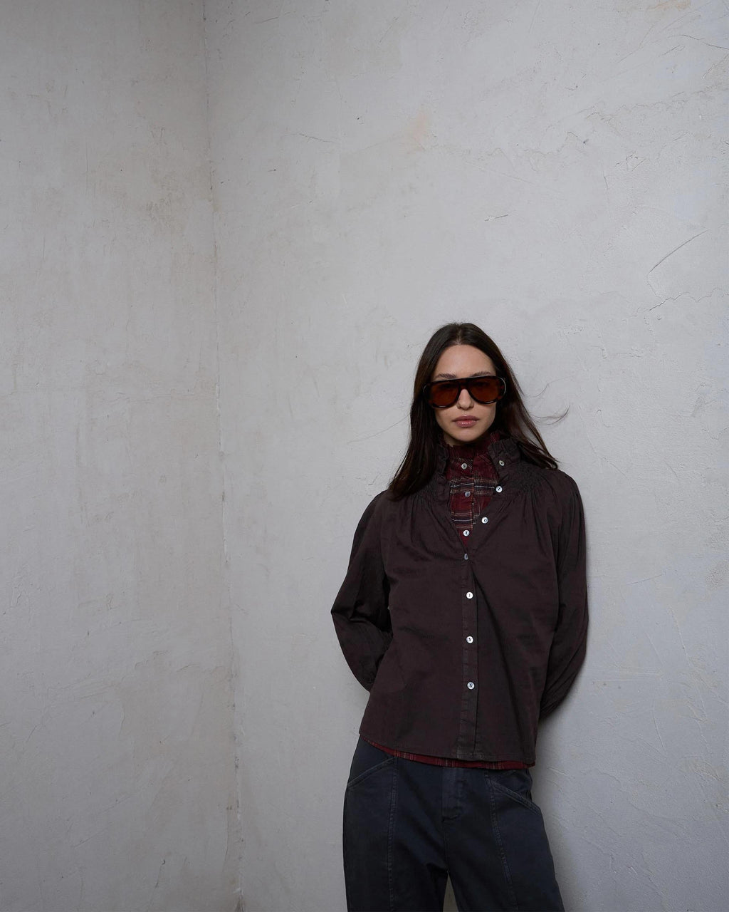 Blusa Nido De Abeja Cuello Marrón