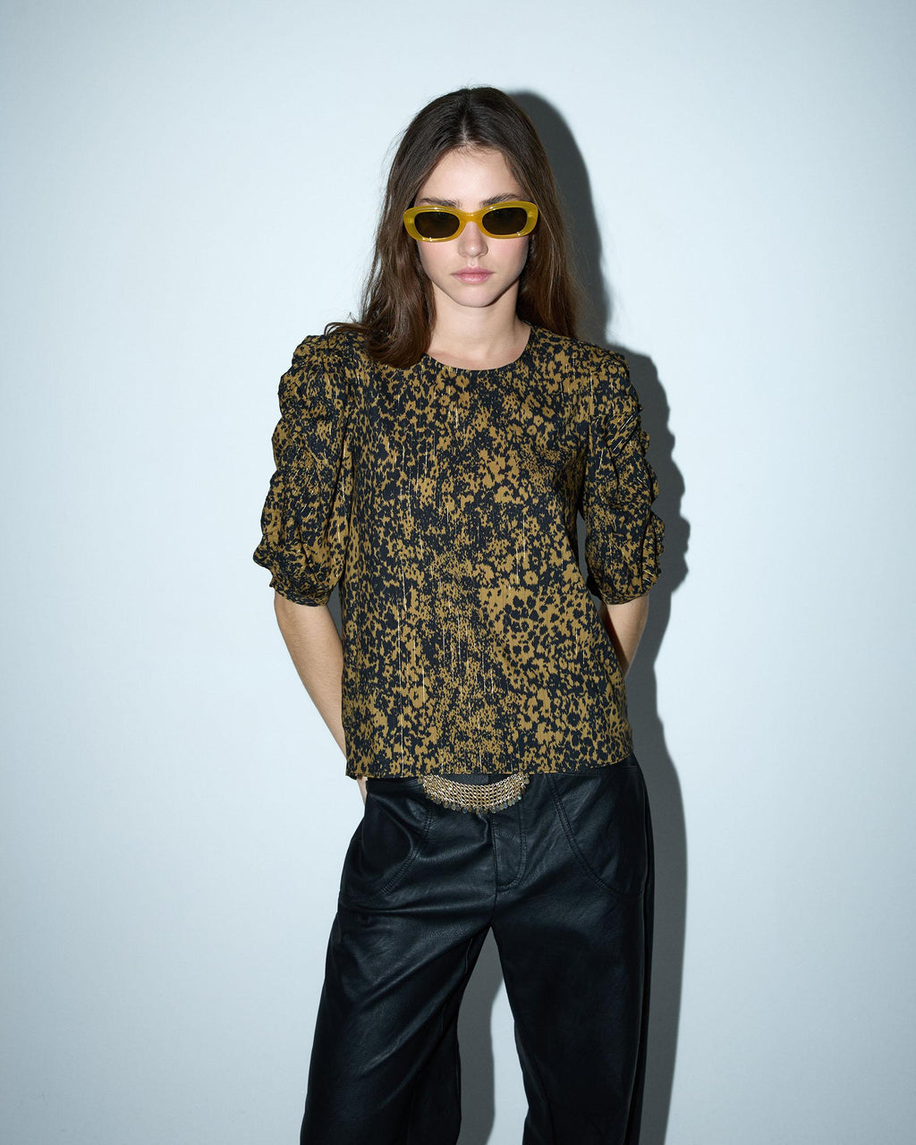 Blusa Estampado Manchas Mostaza