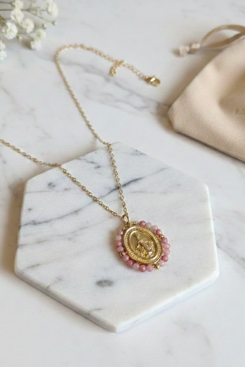 Virgencita milagrosa mini rosa antiguo