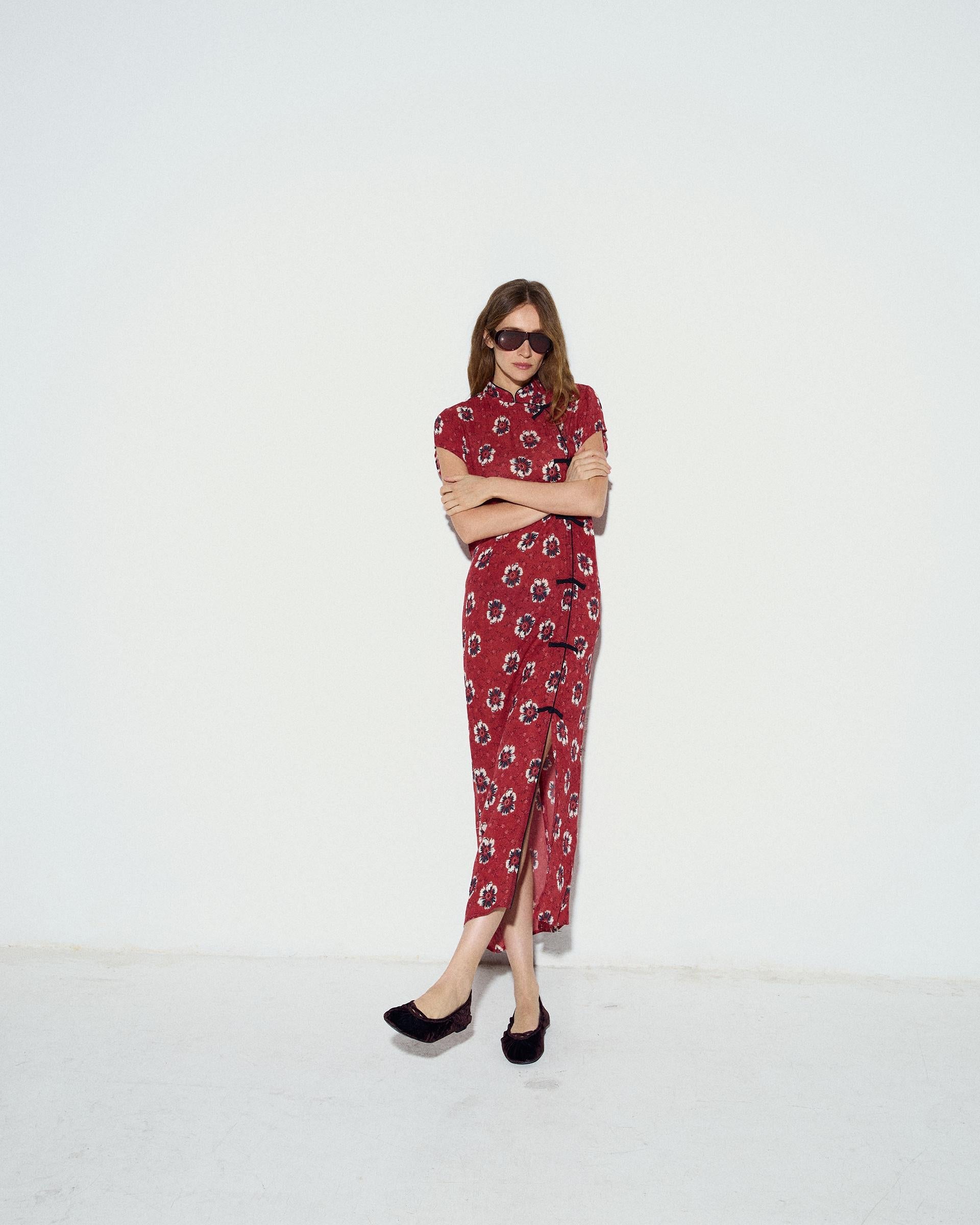 Vestido Alamares Estampado Floral Coral