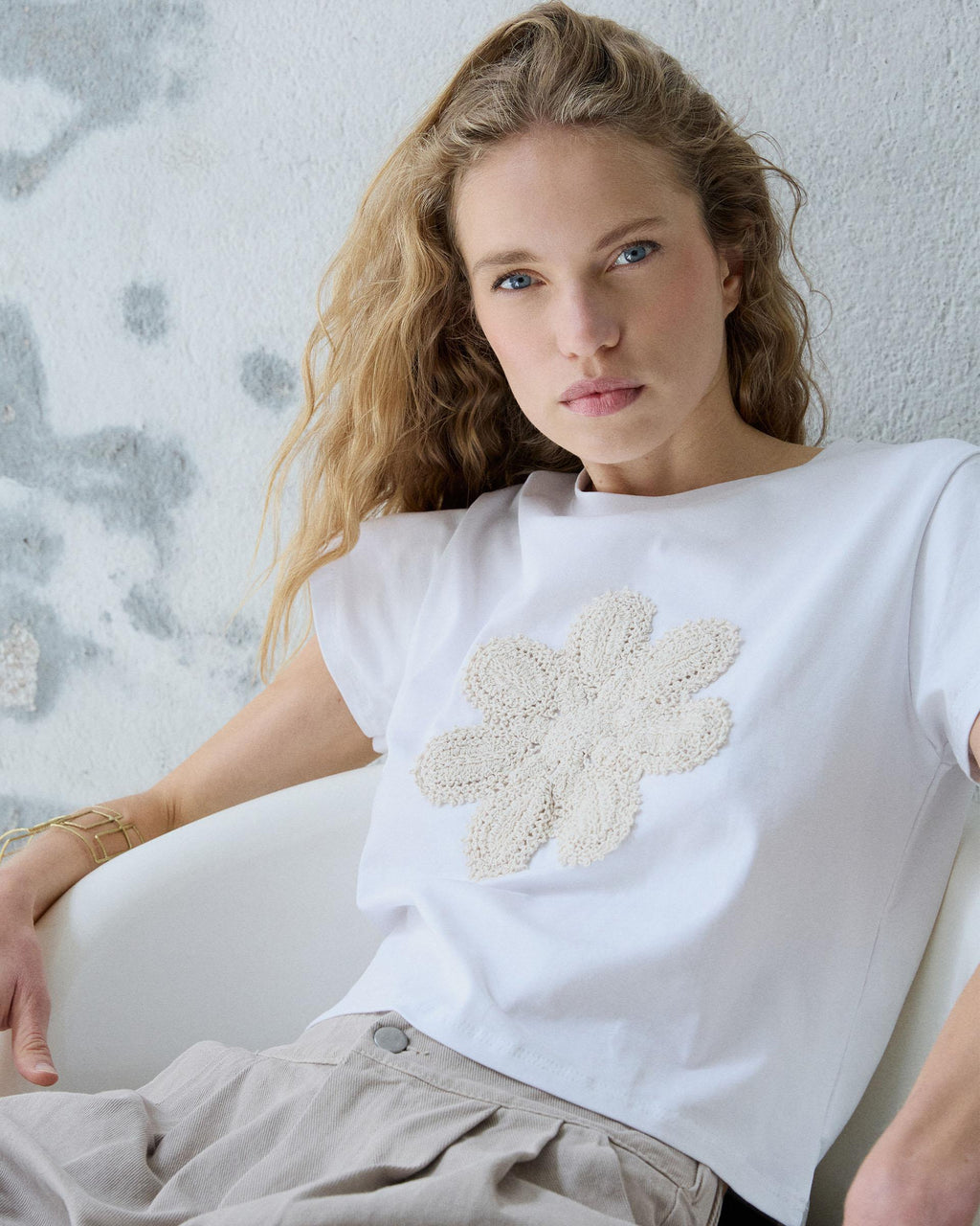 Camiseta Flor Crochet Blanco