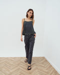 Jeans Bolsillos Ribeteados Gris Oscuro