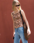Top Nervios Estampado Floral Marrón