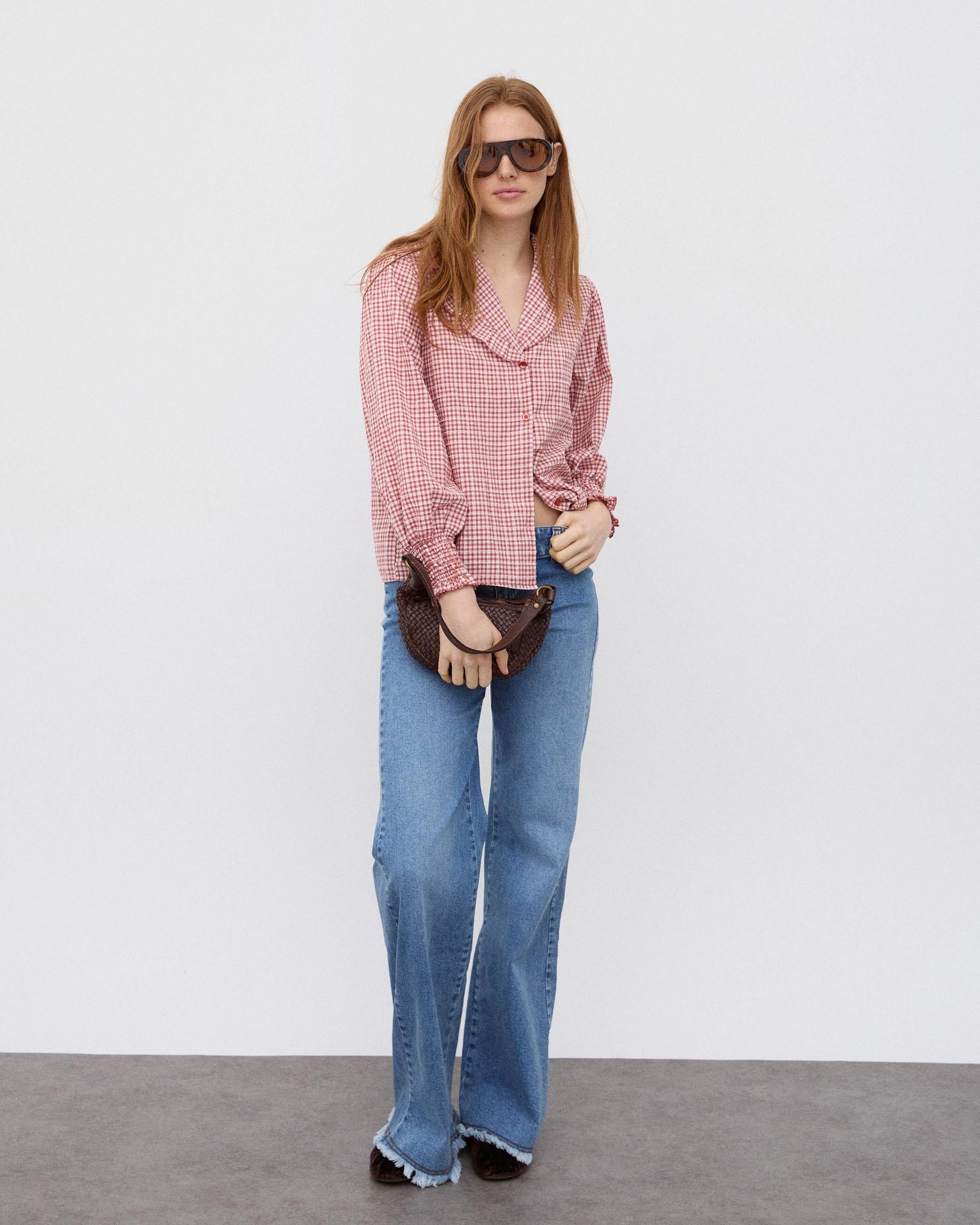 Blusa Volante Cuello Vichy Teja