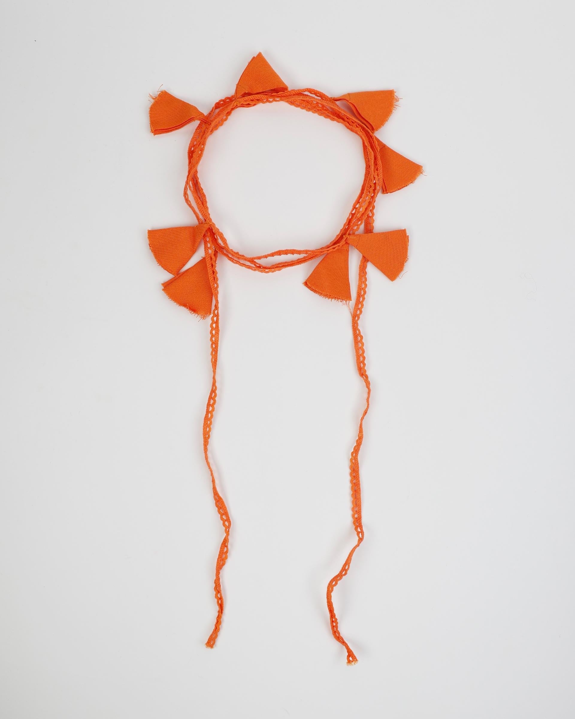 Collar Puntilla Flores Naranja