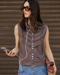 Blusa Sin Mangas Pechera Marrón