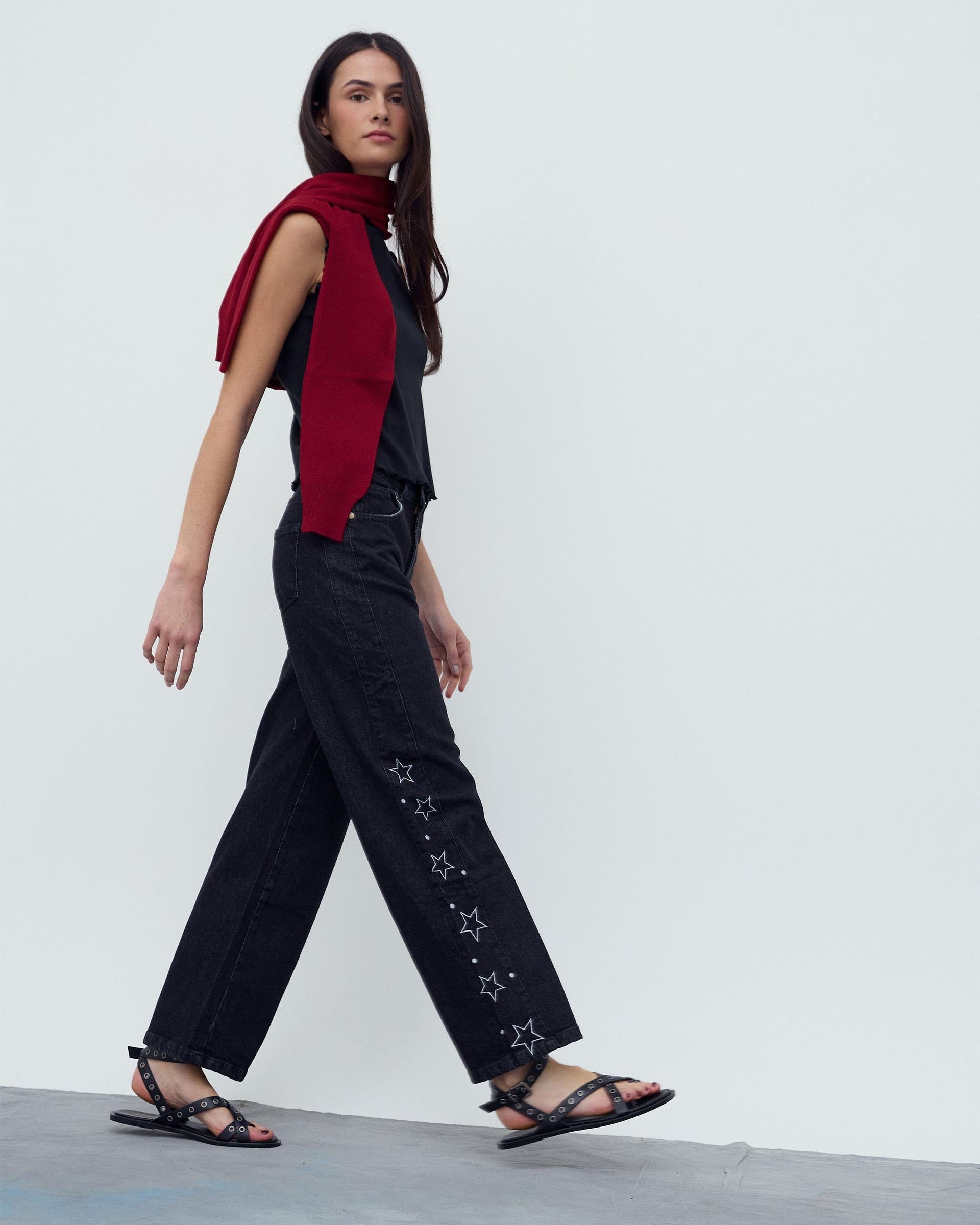 Jeans Pieza Lateral Estrellas Negro