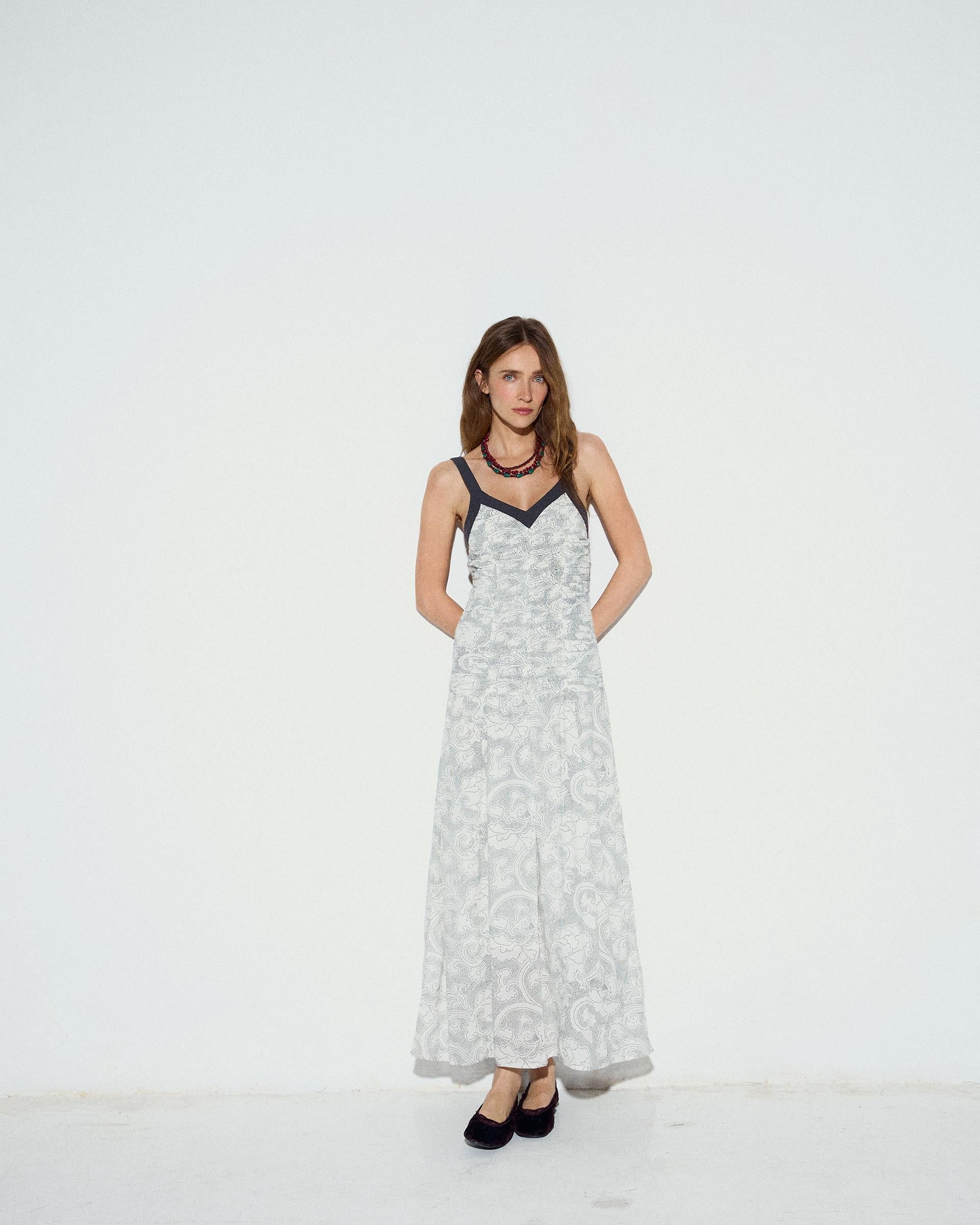Vestido Fruncidos Estampado Floral Blanco