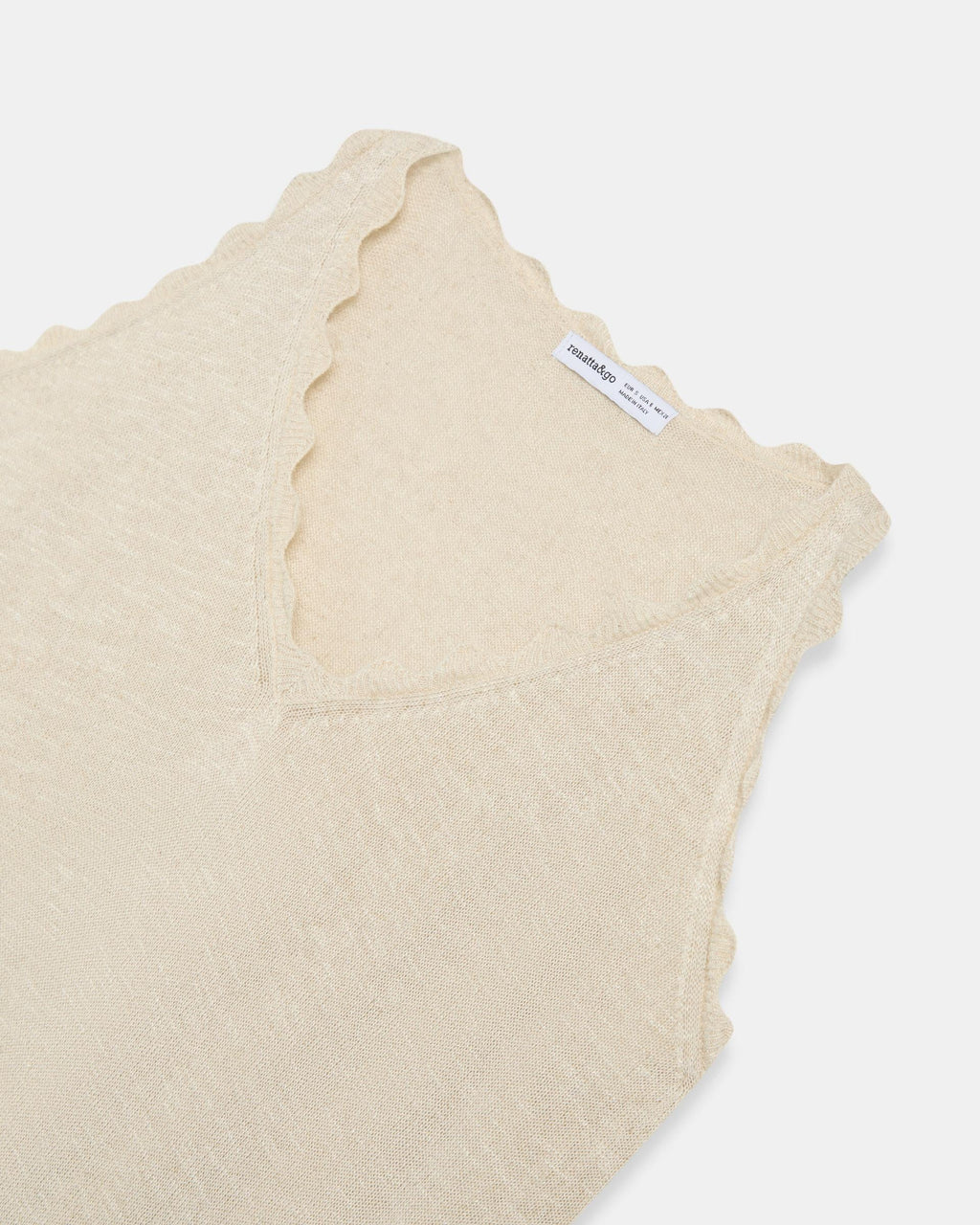 Top Punto Detalles Ondulados Beige