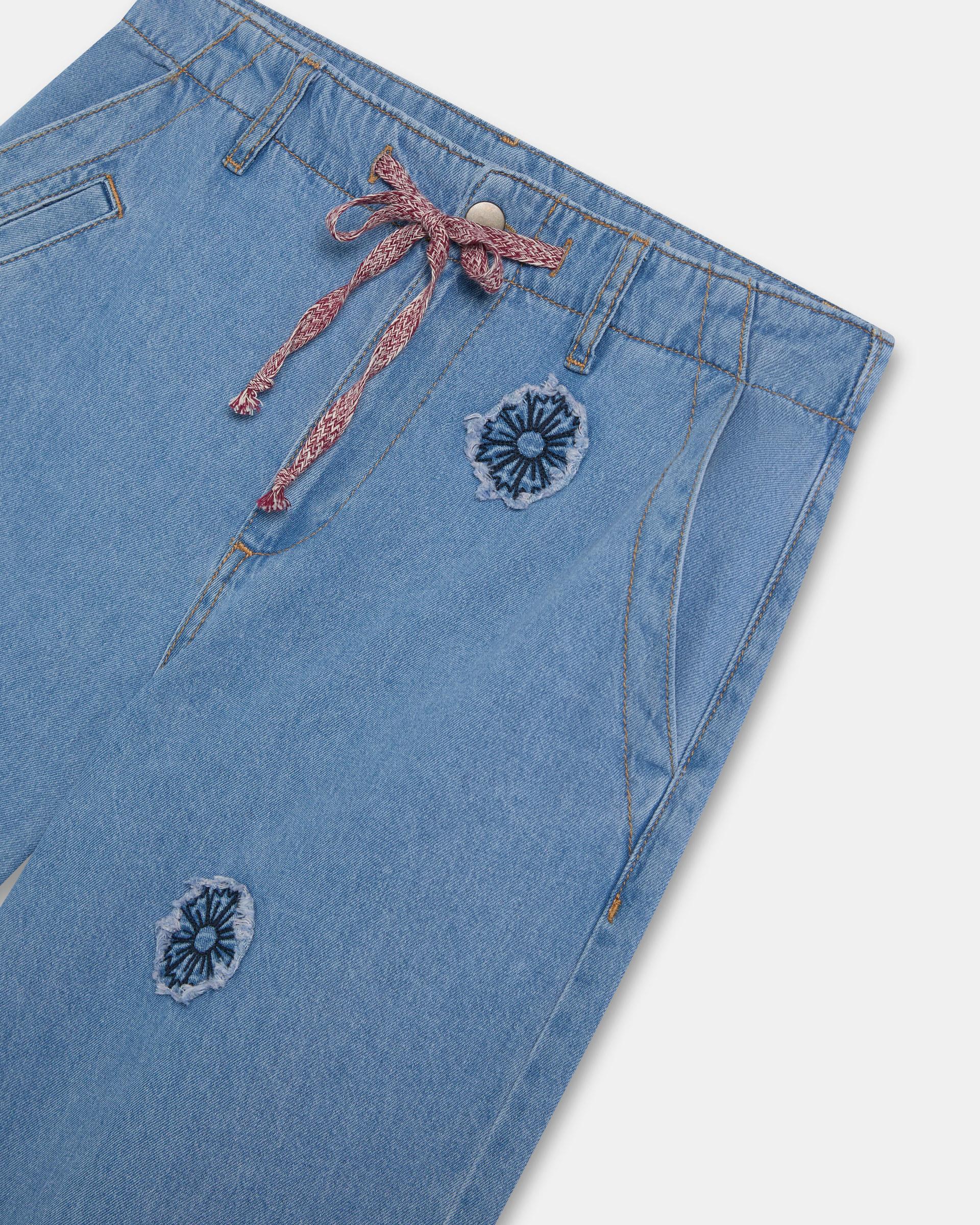Jeans Parches Florales Azul