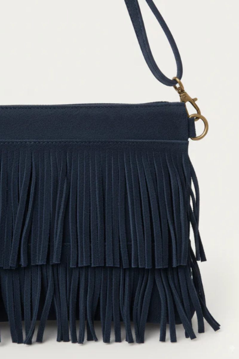 Bolso sobre de ante con flecos verde azul marino