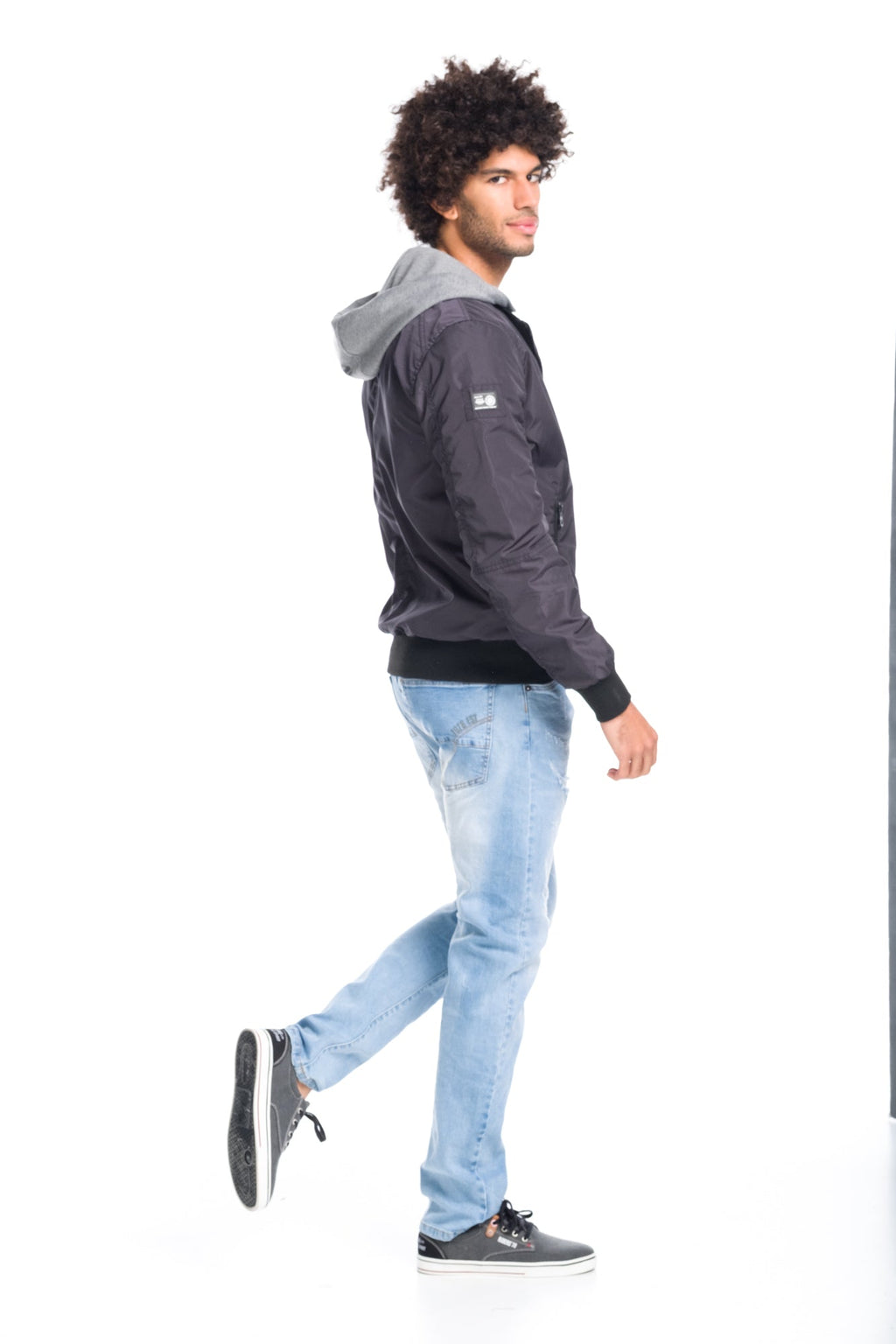 Chaqueta Bomber con Capucha Desmontable Hombre – Koroshi 1811JA13