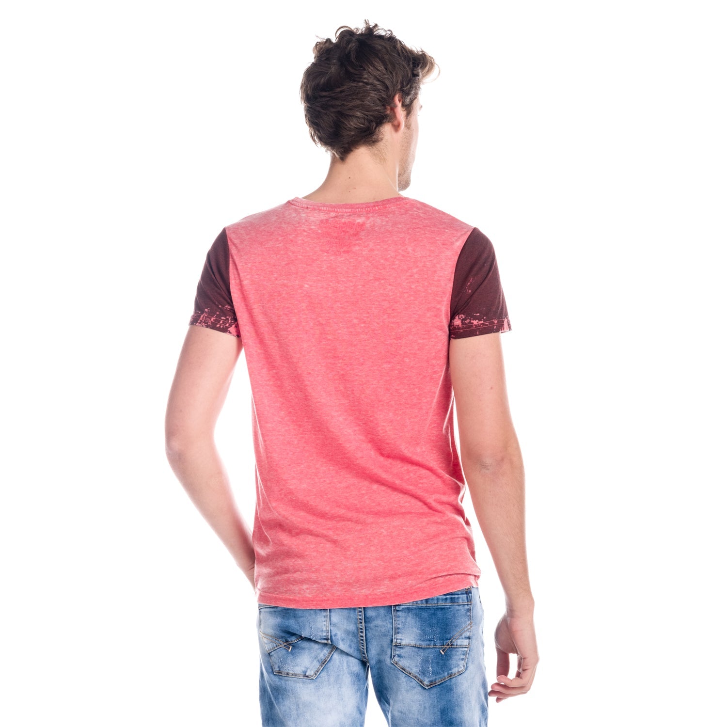 Camiseta Manga Corta Estampado Texto Degradado Hombre – Koroshi 1811MC02