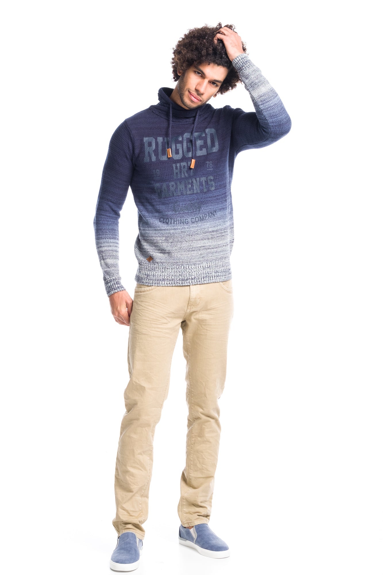 Jersey Hombre Punto Cuello Chimenea Degradado con Letras – Koroshi 1811TR07