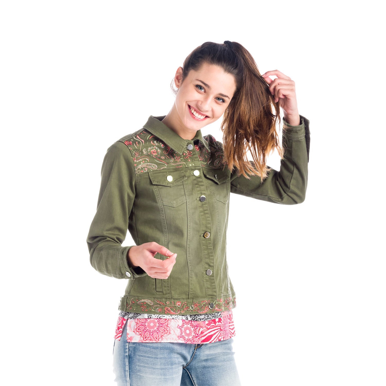 Cazadora Denim Mujer con Bordados Florales – Koroshi Kaki