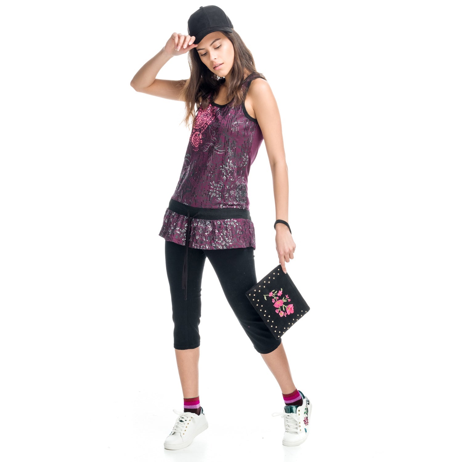 Pantalón Pirata Mujer con Pedrería Negro – Koroshi