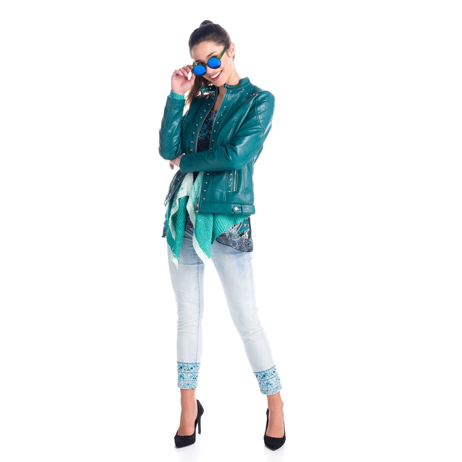 Pantalón Vaquero Pitillo Bordado Mujer – Koroshi Bleach