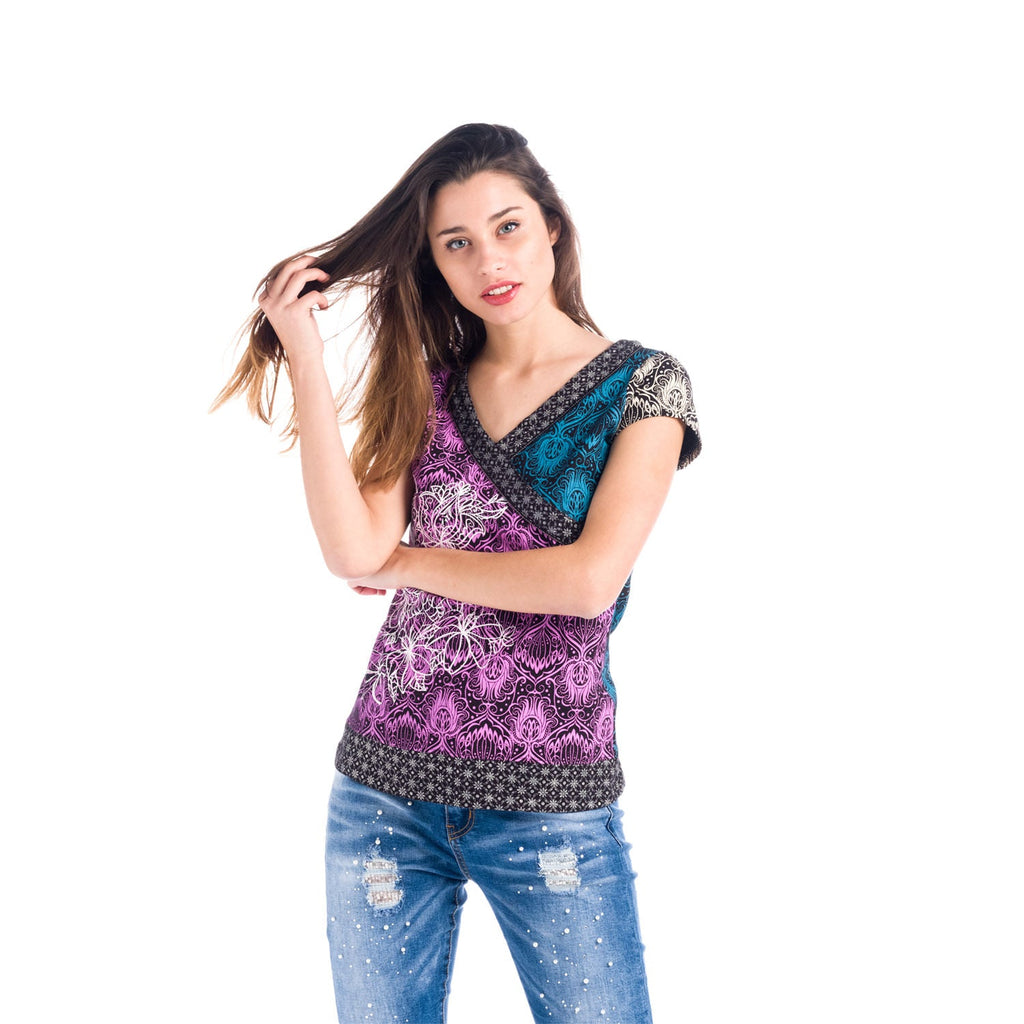 Top Estampado Manga Corta Cuello Pico Mujer – Koroshi 1812TP01