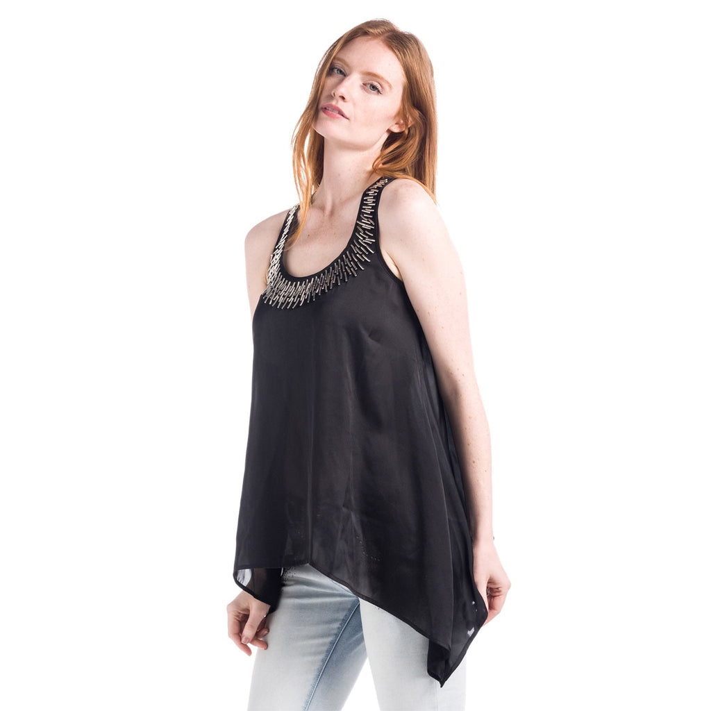 Top Vaporoso Mujer con Cuello Joya y Bajo Asimétrico – Koroshi Negro