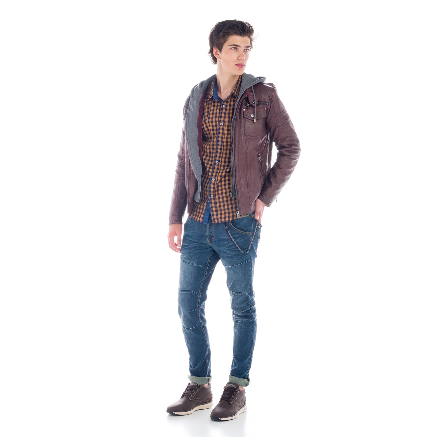 Chaqueta Efecto Piel Hombre con Capucha Desmontable – Koroshi 1821JA05