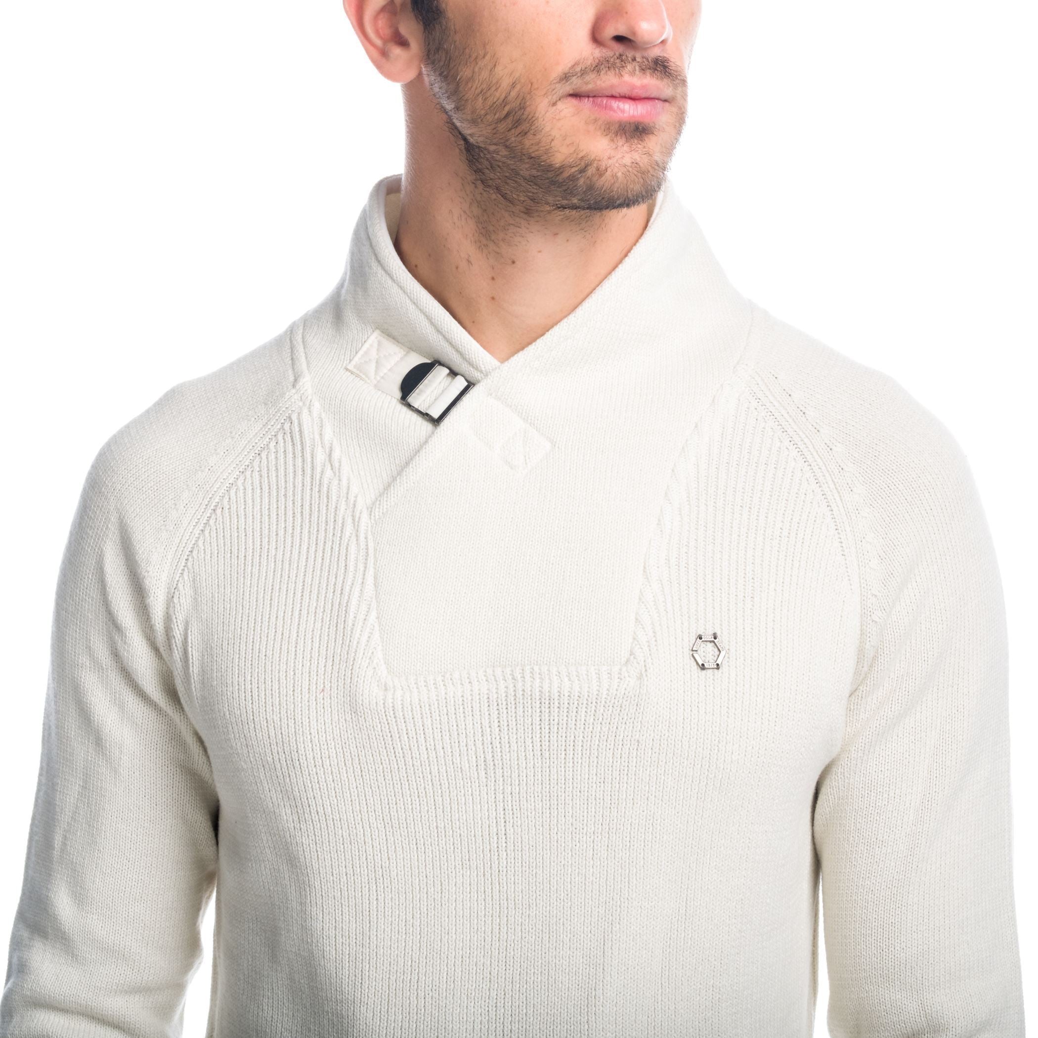 Jersey de Punto Hombre Cuello Smoking con Botón – Koroshi 1821TR21