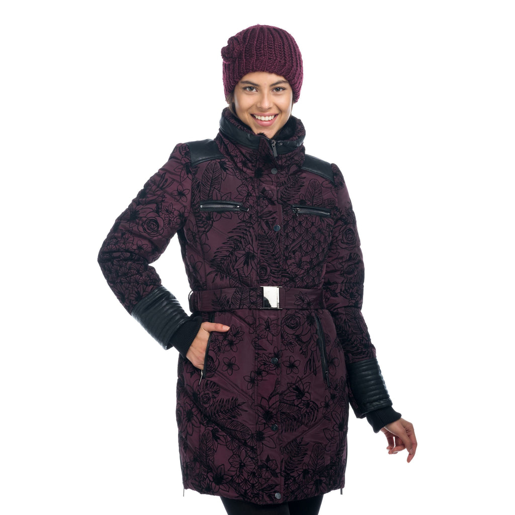 Parka Larga Acolchada Mujer Flocado Floral con Cinturón – Koroshi 1822JA24