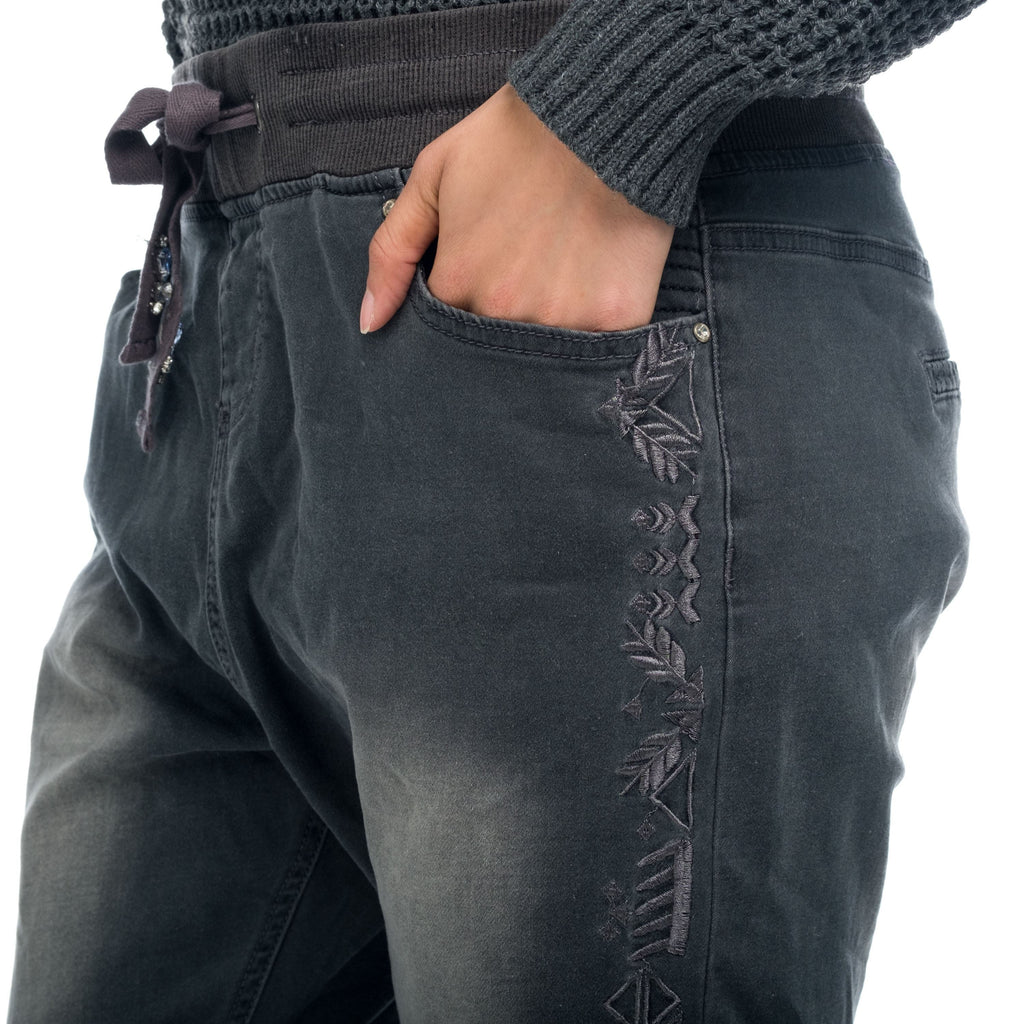Pantalón Jogger Denim Mujer Banda Bordada – Koroshi Gris