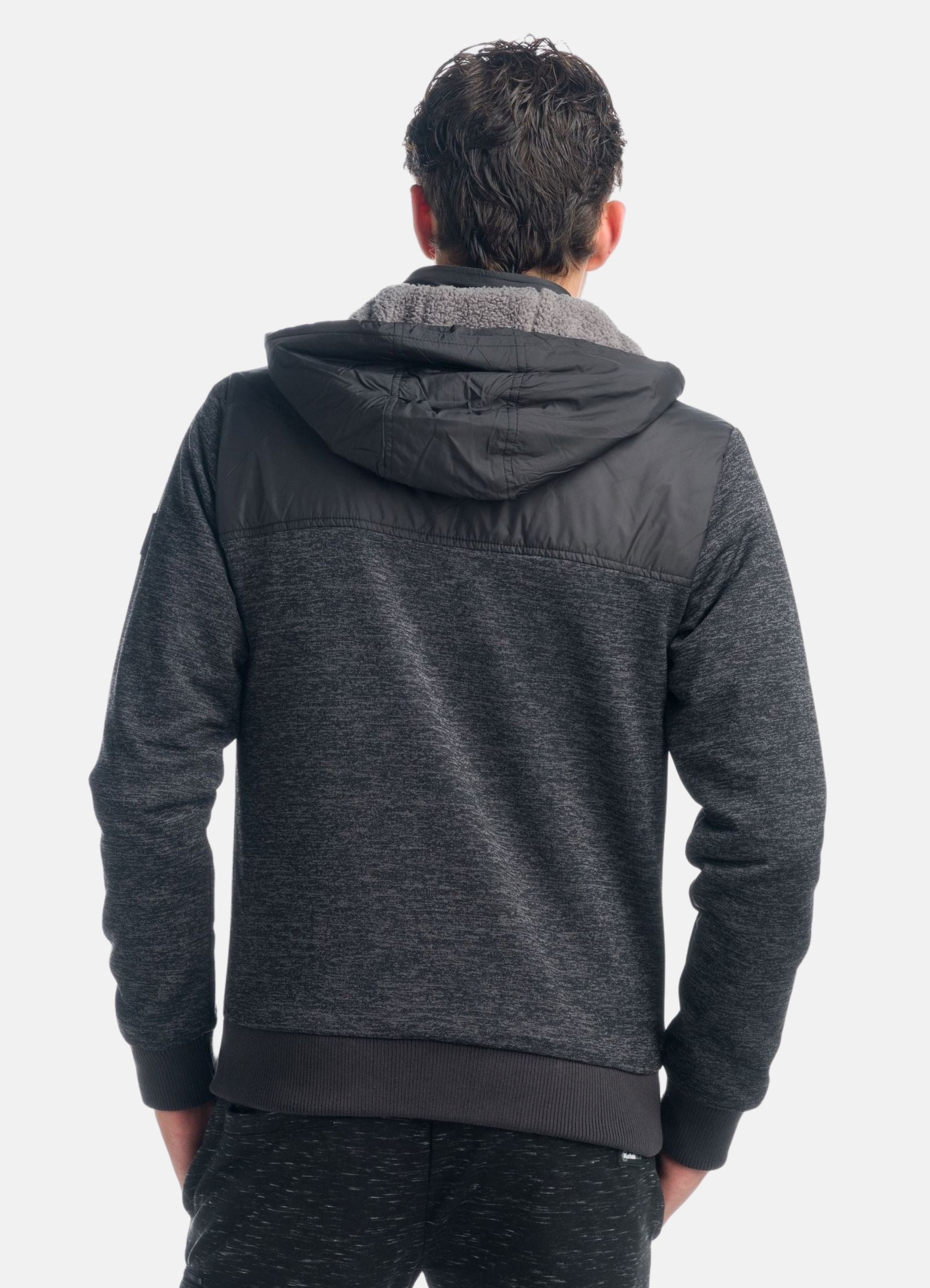 Chaqueta Hombre Capucha Desmontable Forro Borreguito – Koroshi Negro