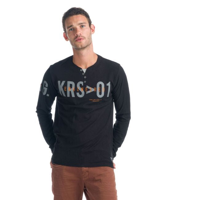 Camiseta Manga Larga Hombre Cuello Panadero Estampada – Koroshi 1921ML04