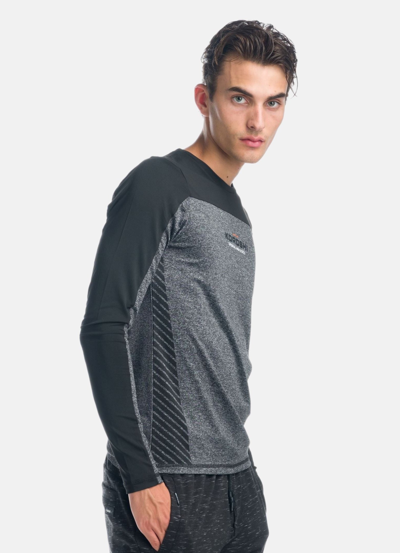 Camiseta Manga Larga Deportiva Hombre Cortes a Contraste – Koroshi 1921ML14