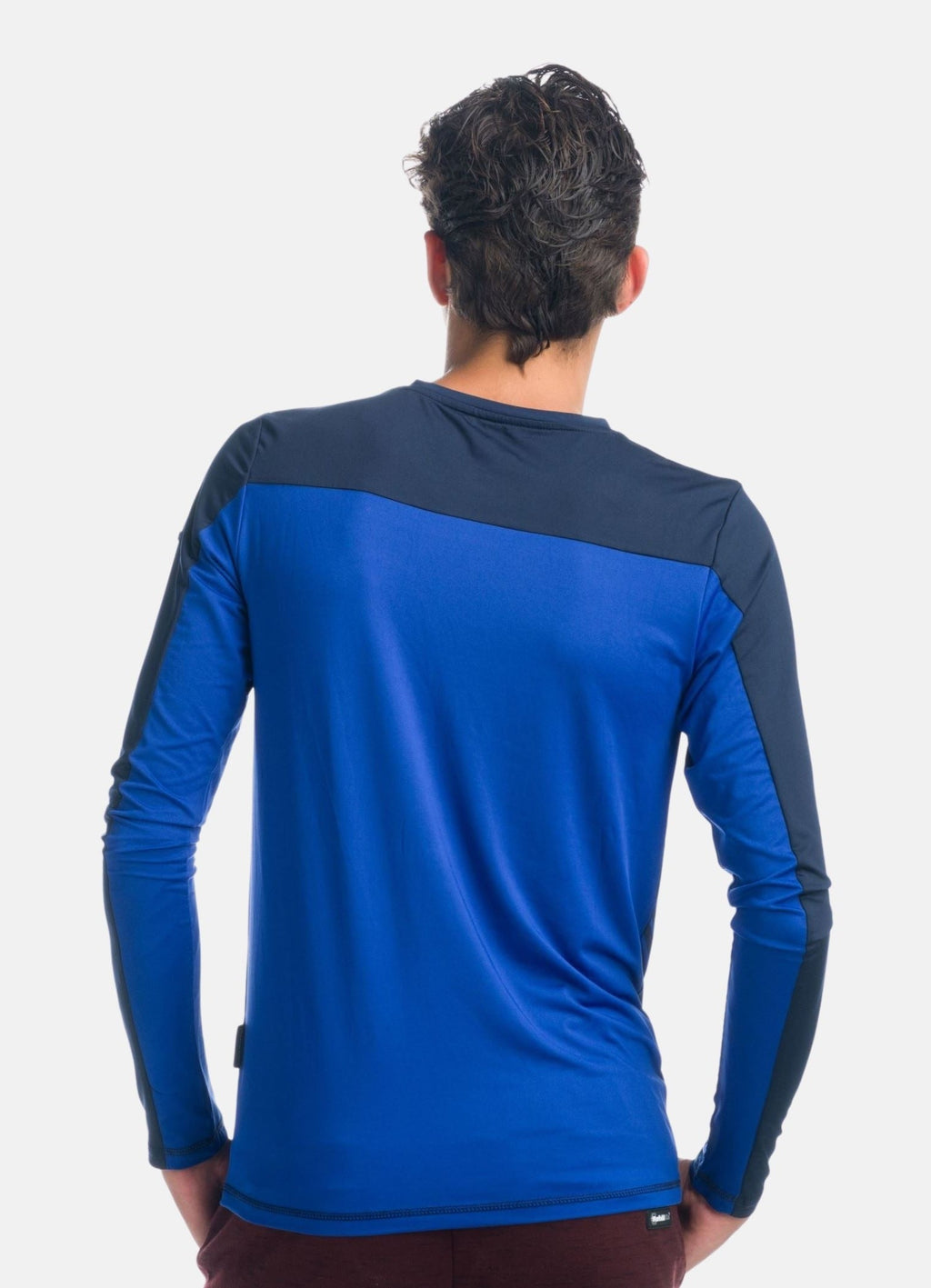 Camiseta Manga Larga Deportiva Hombre Cortes a Contraste – Koroshi 1921ML14