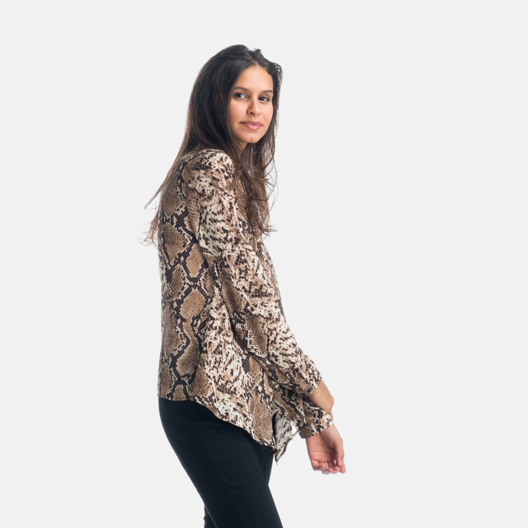 Blusa Mujer Animal Print Serpiente Cuello Mao – Koroshi