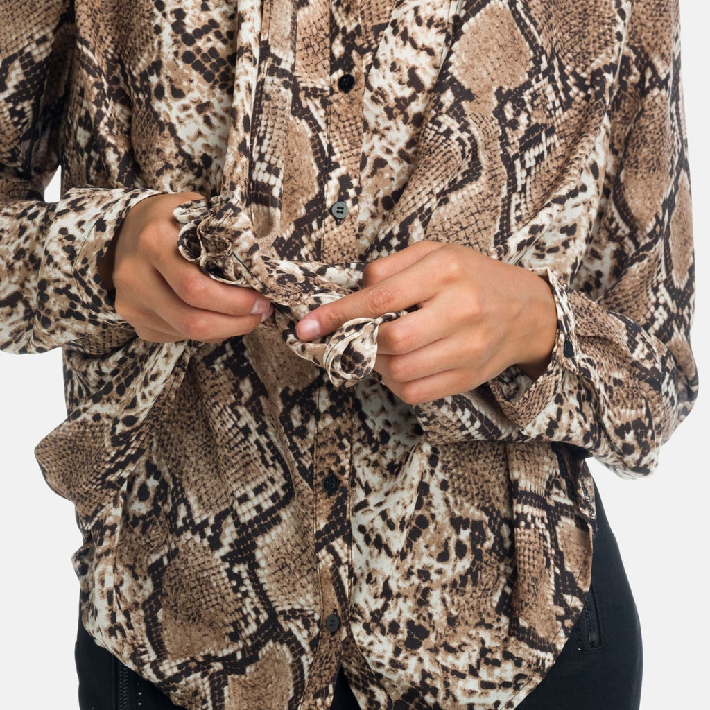 Blusa Mujer Animal Print Serpiente Cuello Mao – Koroshi