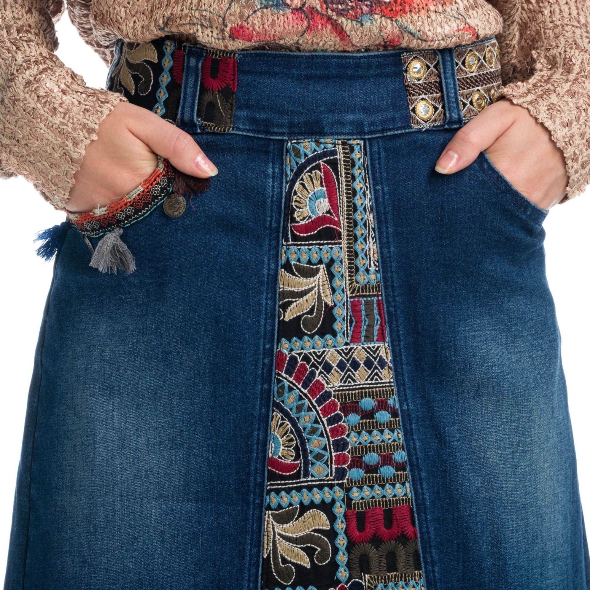 Falda Denim Evasé Mujer Bordados y Espejos – Koroshi Azul Medio