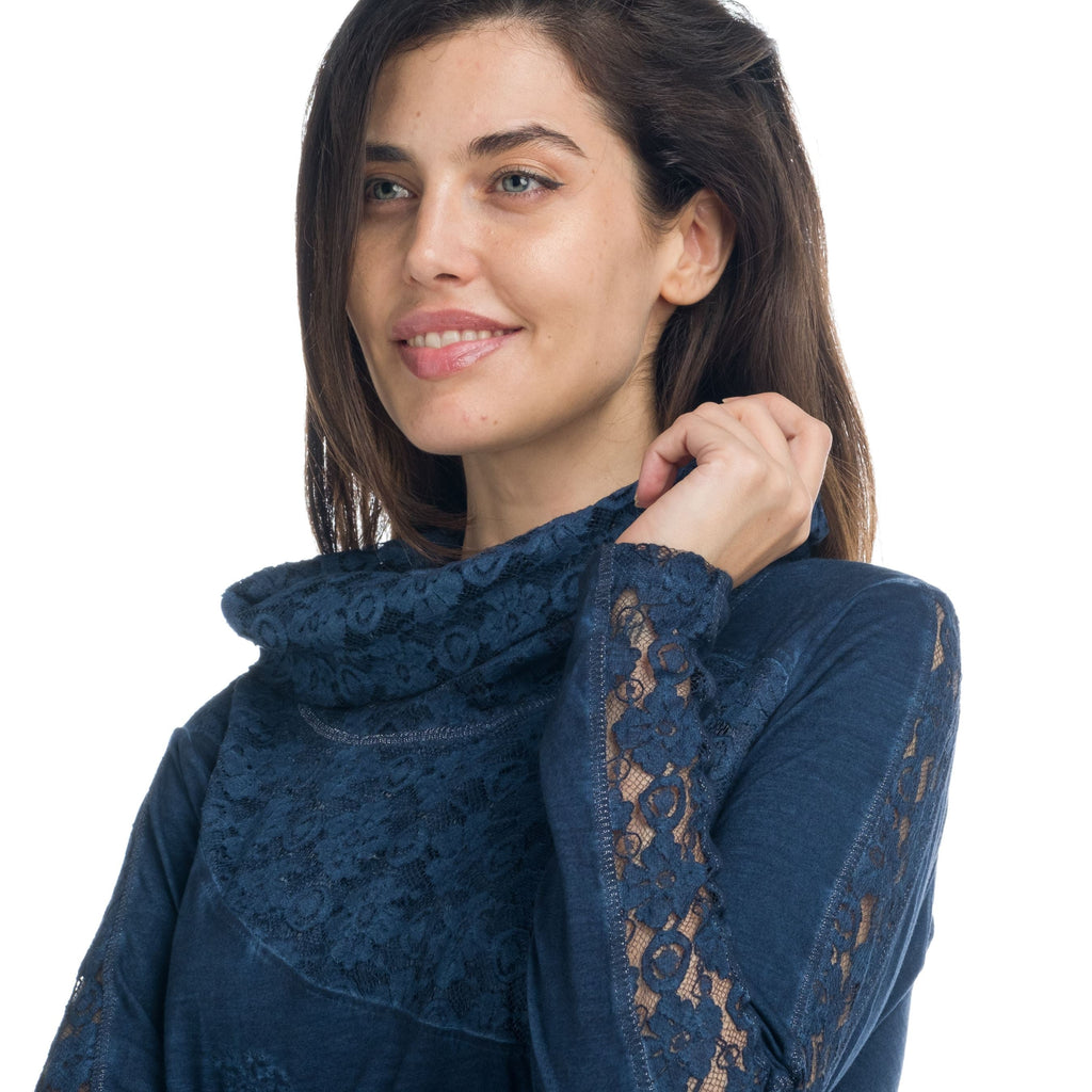 Camiseta Manga Larga Mujer con Encaje y Bordados Cuello Vuelto – Koroshi 1922ML63