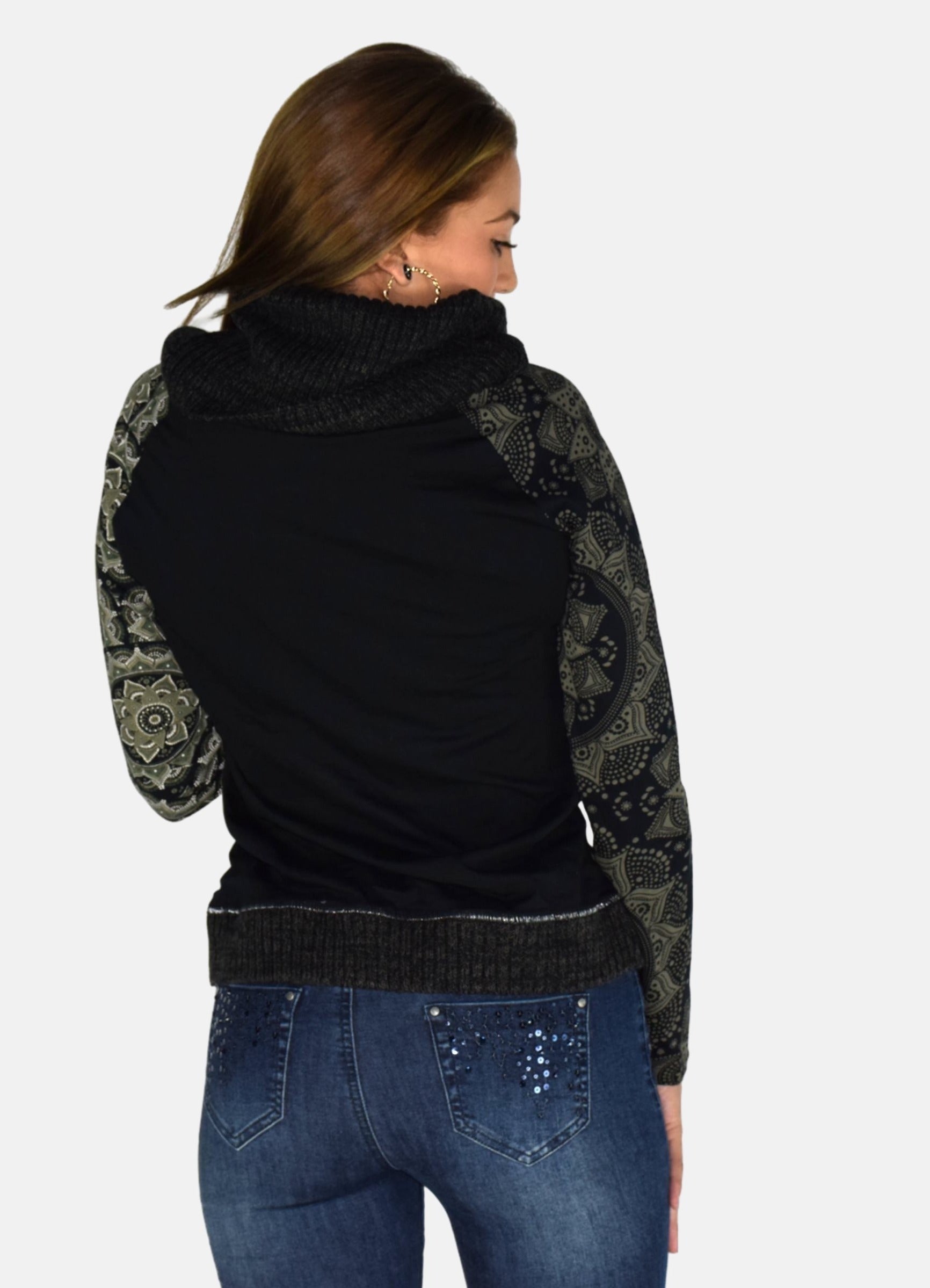 Camiseta Manga Larga Mujer Cuello Vuelto Estampada – Koroshi 1922ML66