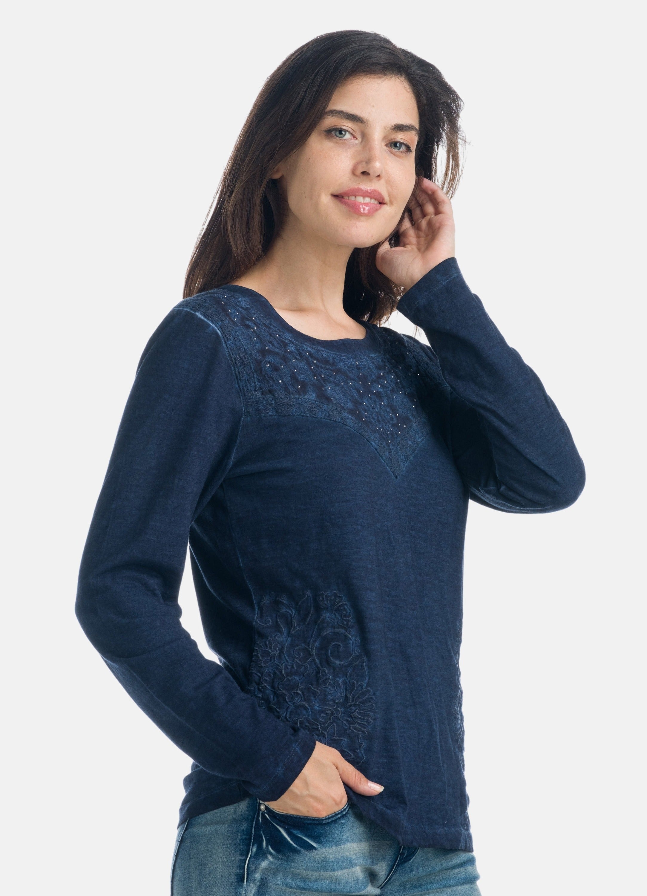 Camiseta Manga Larga Mujer con Bordados y Brillantes – Koroshi 1922ML81