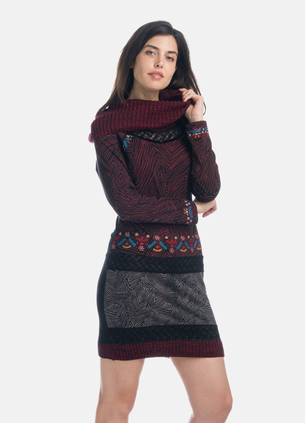 Vestido de Punto Mujer Cuello Vuelto con Bordados – Koroshi 1922VS06