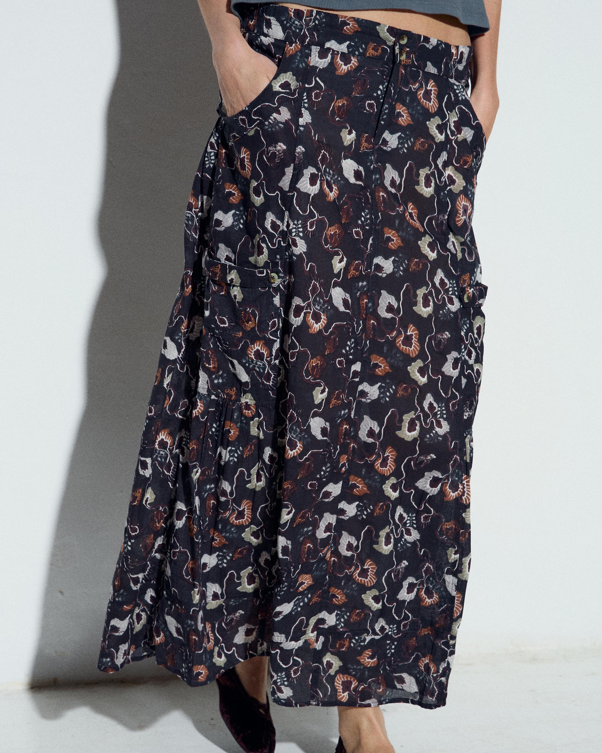 Falda Bolsillos Cargo Estampado Floral Antracita