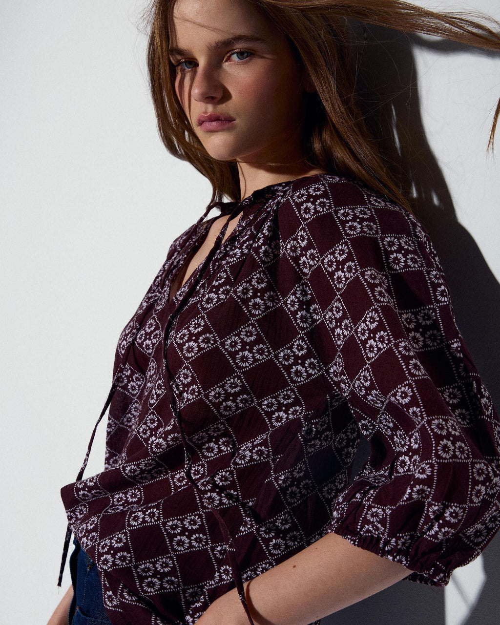 Blusa Lazada Delantera Estampado Floral Marrón