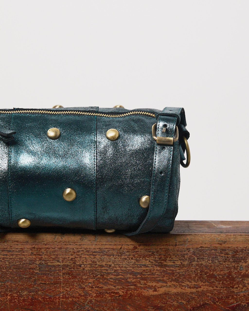 Bolso Tachas Mini Brillo Petróleo