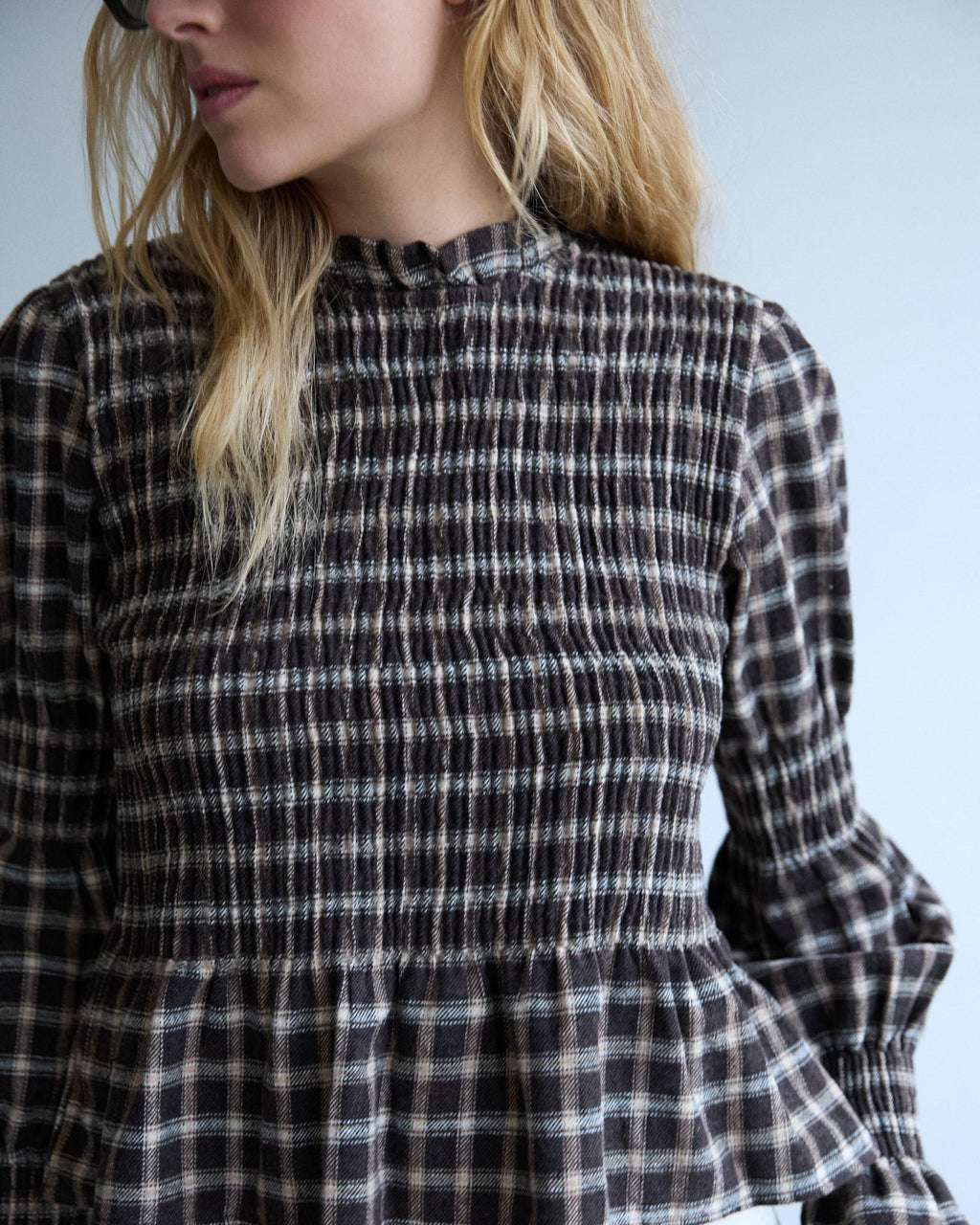 Blusa Nido De Abeja Cuadros Marrón