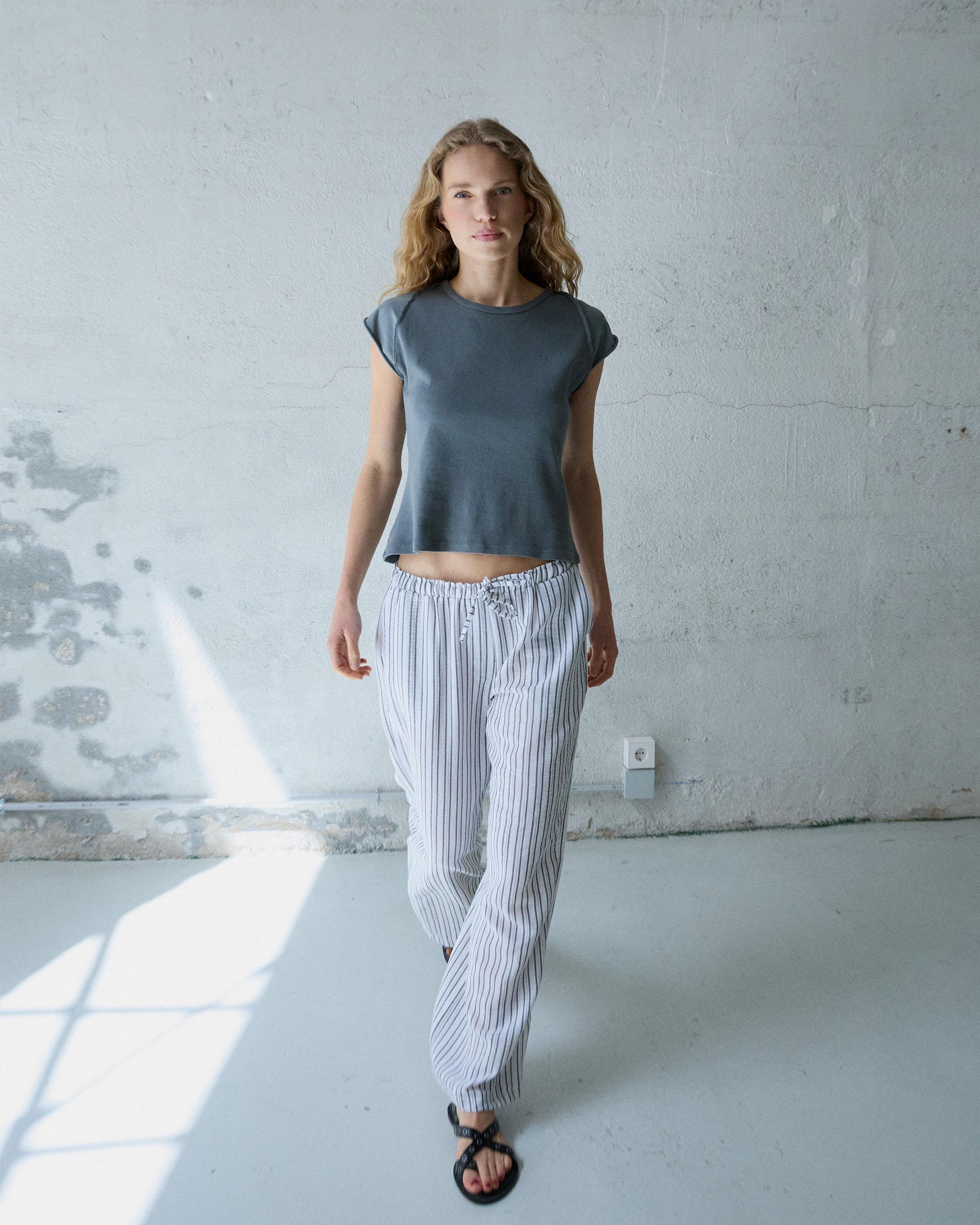 Pantalón Fluido Rayas Cinturilla Lazada Blanco