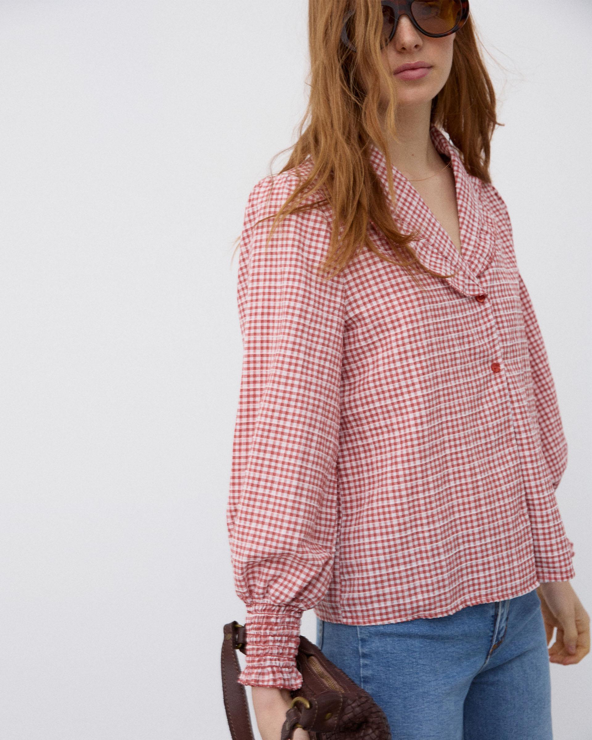 Blusa Volante Cuello Vichy Teja