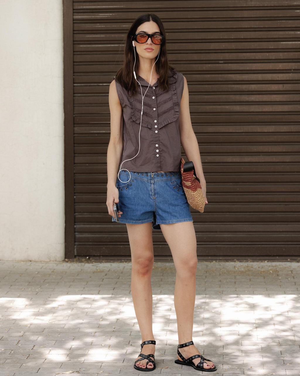 Blusa Sin Mangas Pechera Marrón