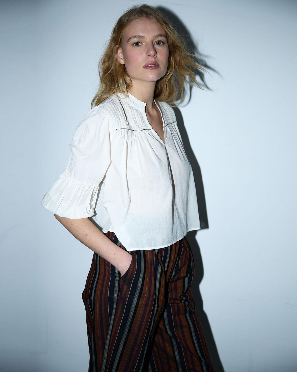 Blusa Jaretas Abalorios Blanca