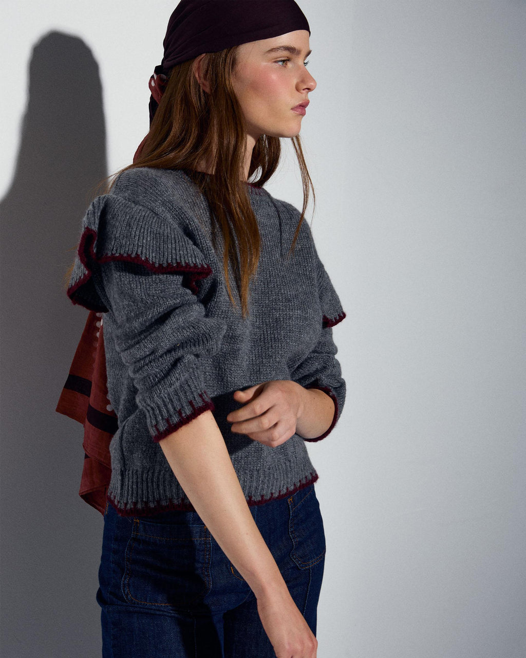 Jersey Volantes Laterales Pespuntes Gris