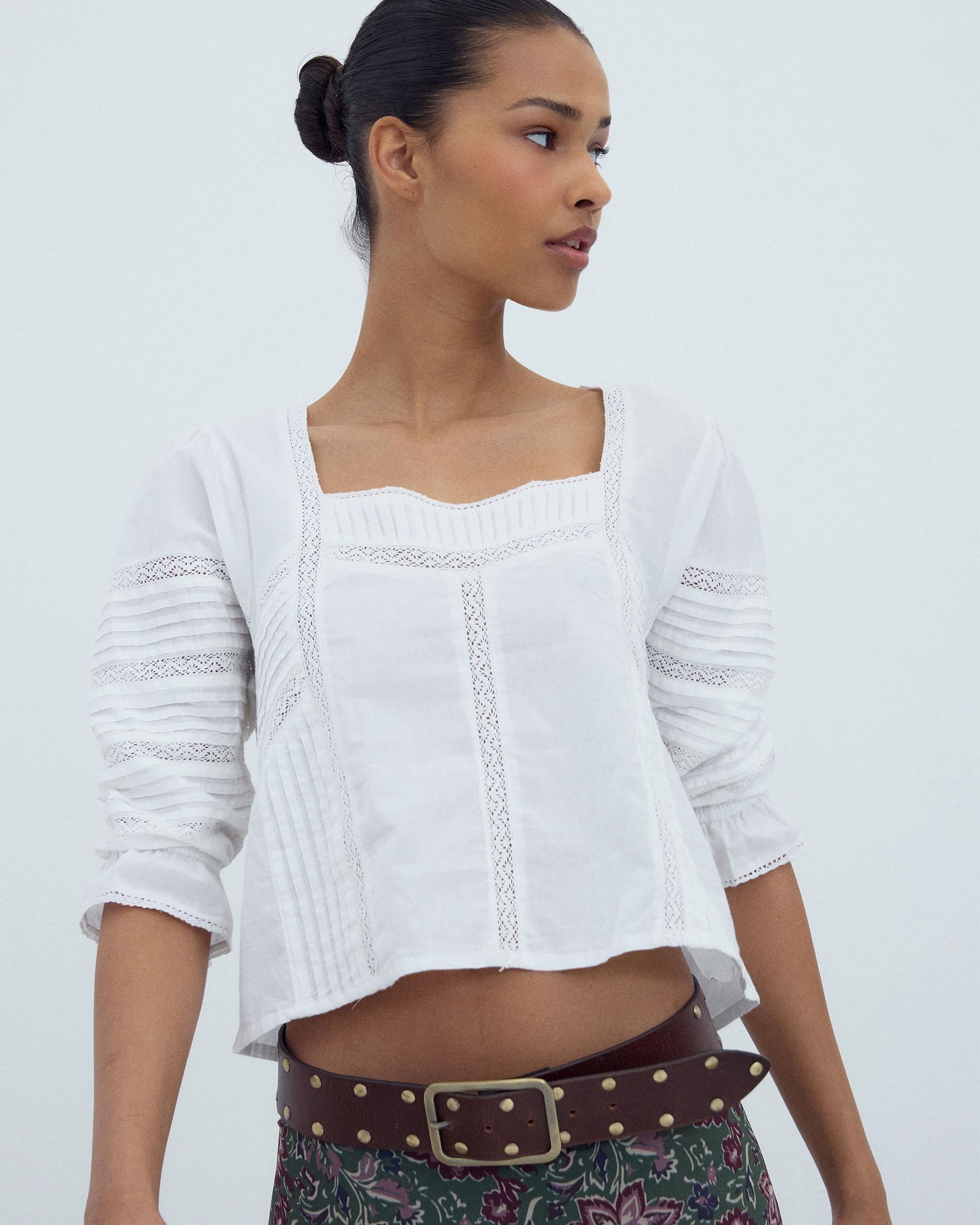 Blusa Escote Cuadrado Puntillas Blanca