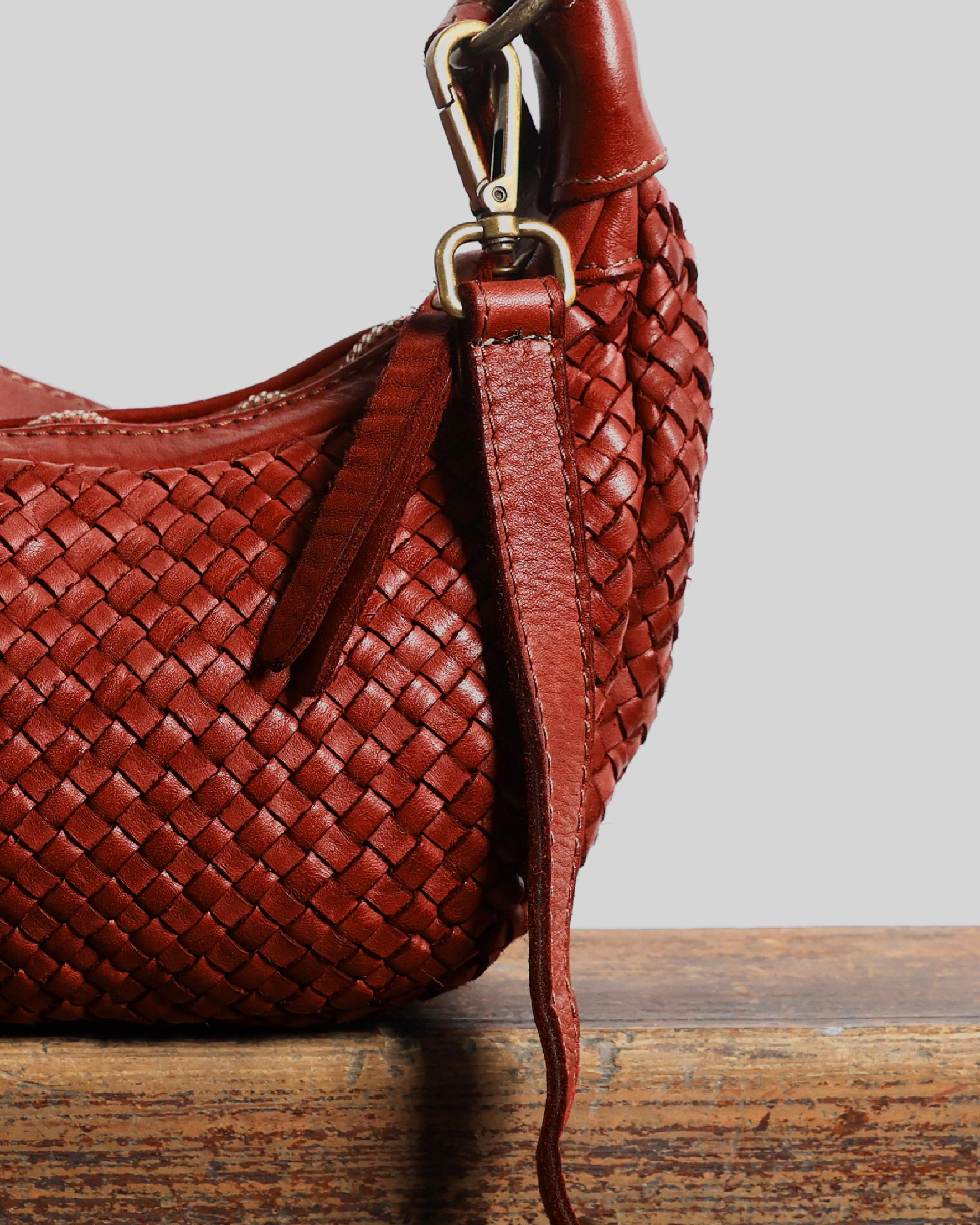 Bolso Piel Trenzada Hombro Rojo