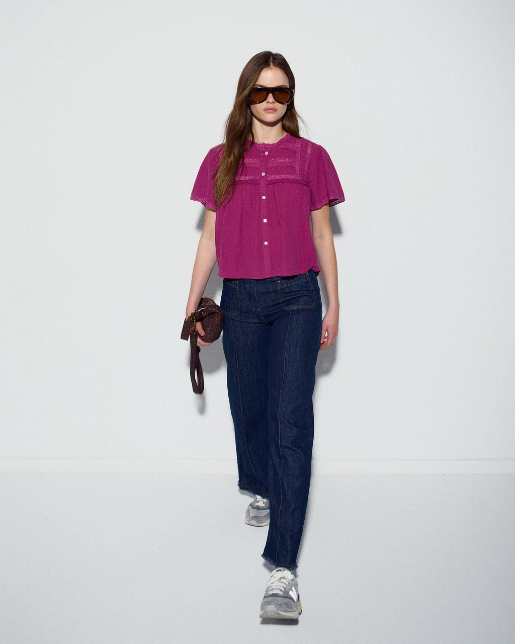 Blusa Puntillas Delanteras Botones Fucsia